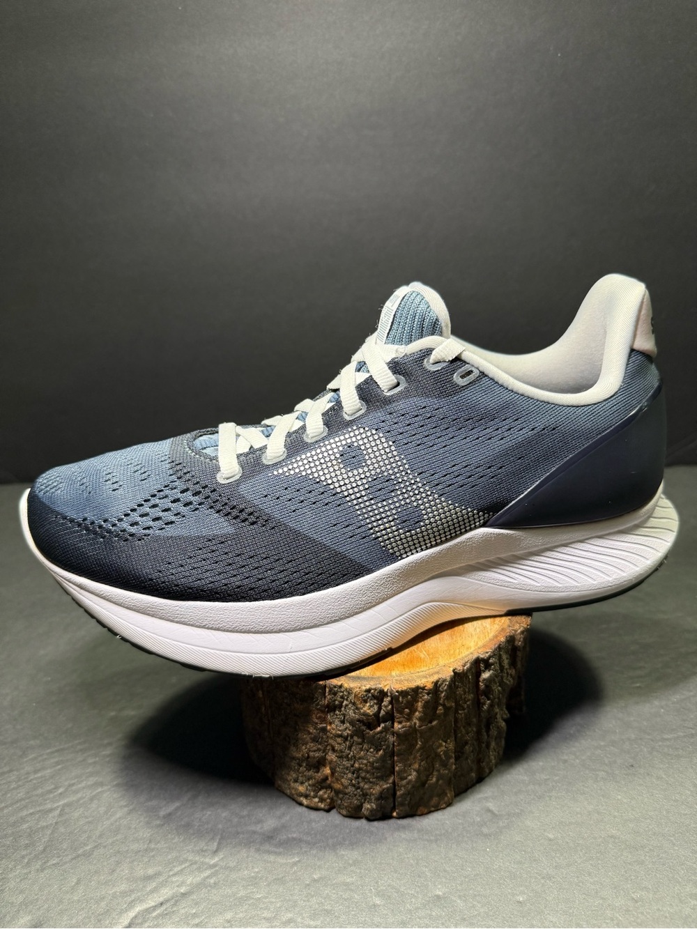 Saucony Endorphin Shift Icon Women’s Navy Silver Running Walking Shoe Size-8.5
